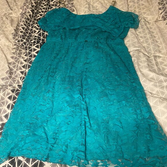 Turquoise Lace Dress - Picture 1 of 1